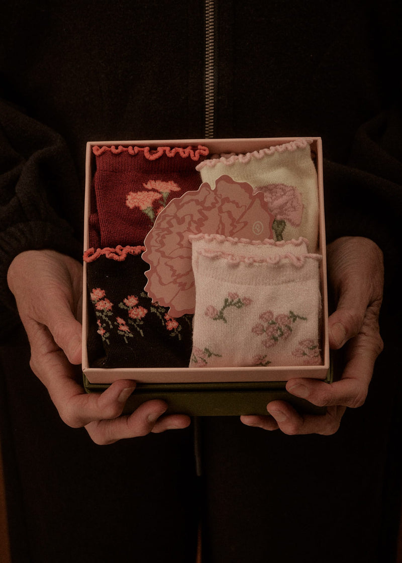The Lovely Bouquet - Mother's Day Box
